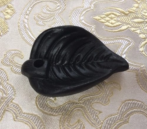 Small Clay Bodhi Leaf Incense Holder - 5.5cm